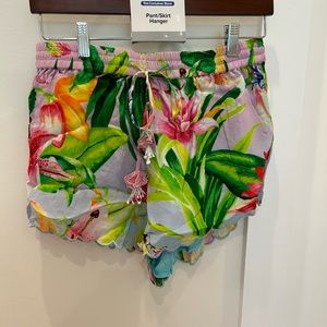 Rococo Sand Lora Short